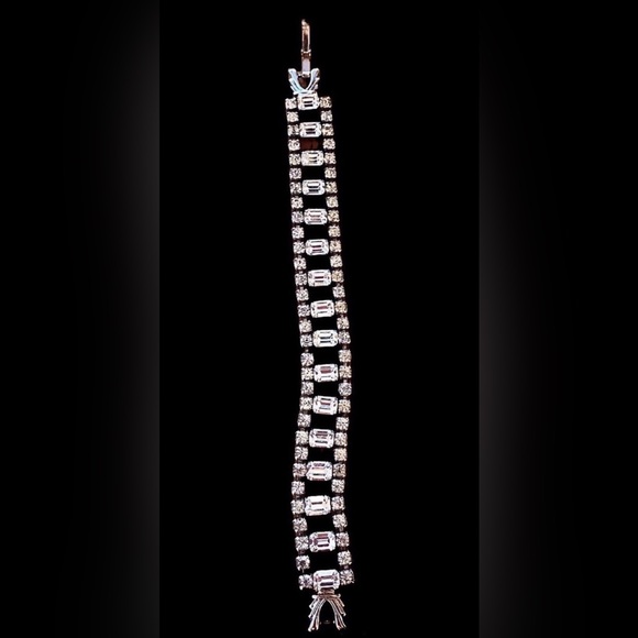 Vintage Rhinestone Costume Bracelet - Picture 6 of 8